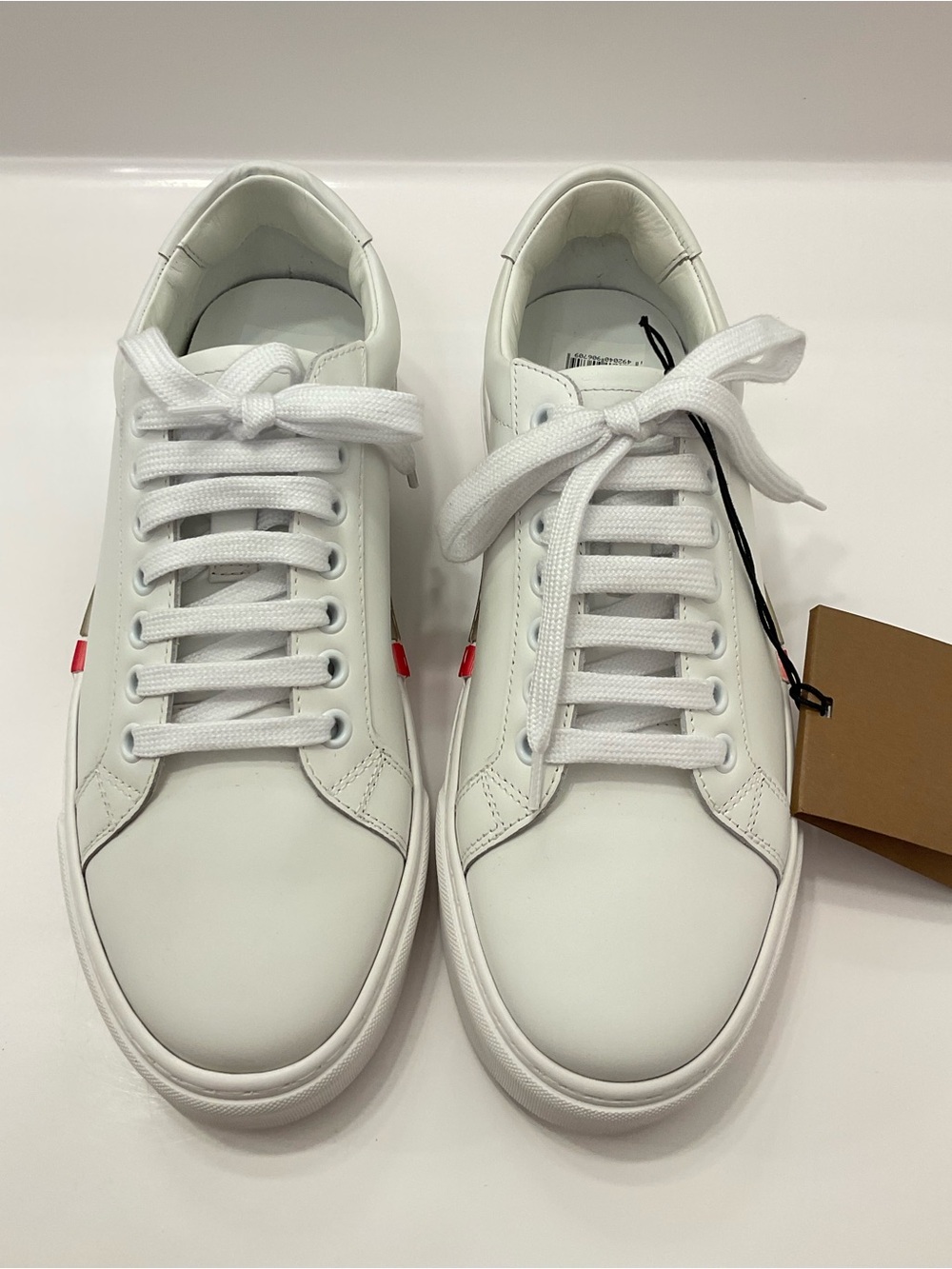 NWT Burberry White Leather Sneakers